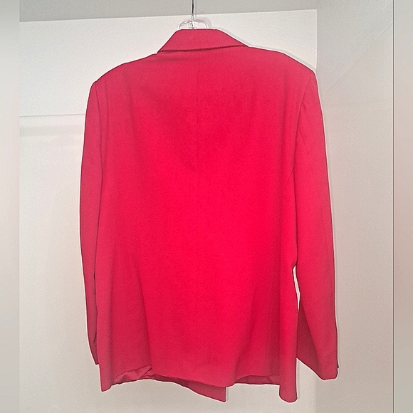 Austin Reed Red Wool Double-breasted Blazer with Notched Lapels - Picture 2 of 4